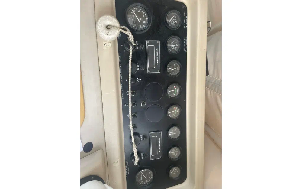 slider 10 Beneteau Antares 10.20