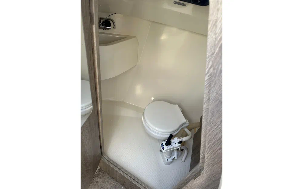 slider 29 Quicksilver Activ 675 Week-End