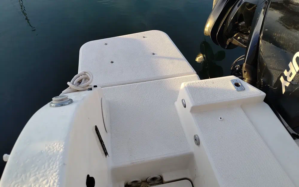 slider 4 Quicksilver Activ 675 Week-End