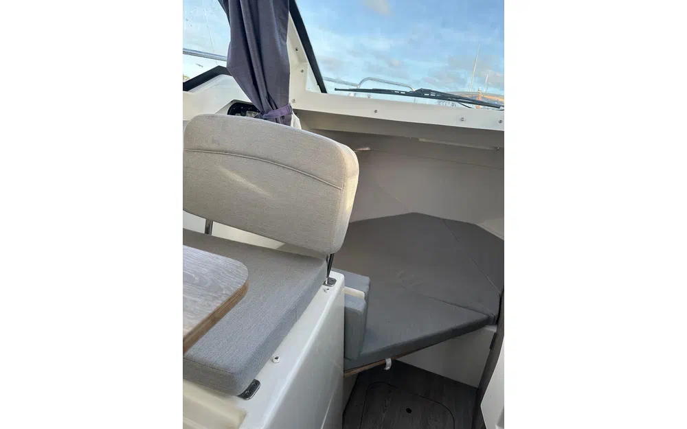 slider 24 Quicksilver Activ 675 Week-End