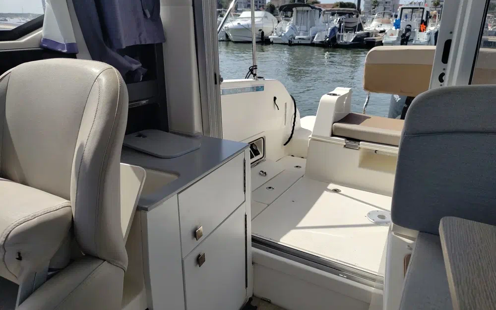 slider 2 Quicksilver Activ 675 Week-End