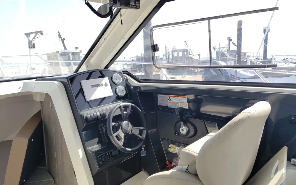 slider 5 Quicksilver Activ 675 Week-End