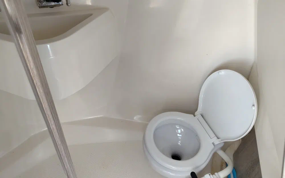 slider 9 Quicksilver Activ 675 Week-End