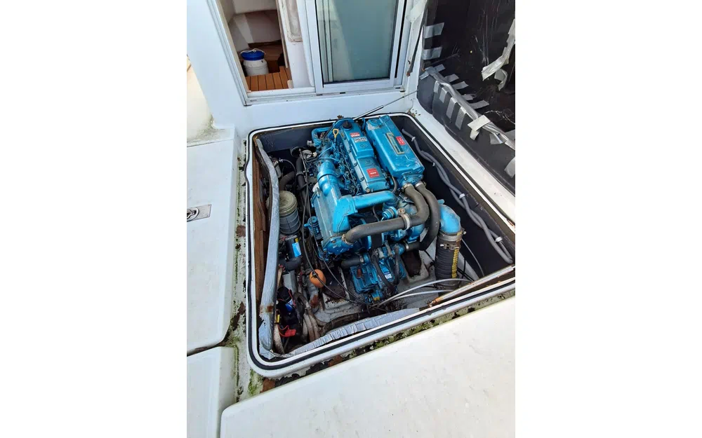 slider 15 Beneteau Antares 700 Peche