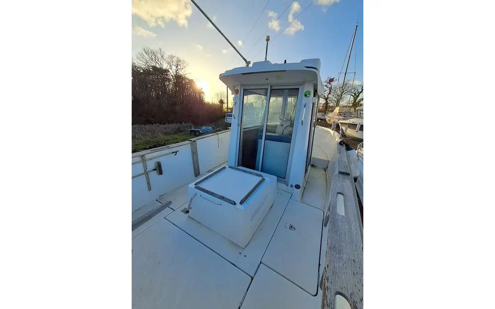 slider 7 Beneteau Antares 700 Peche