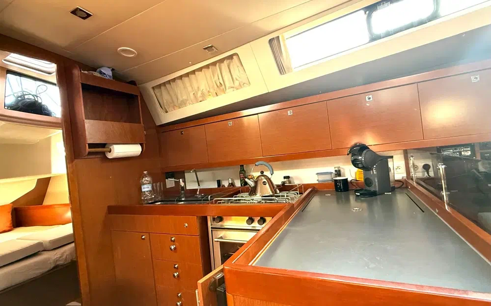 slider 9 Beneteau Oceanis 45