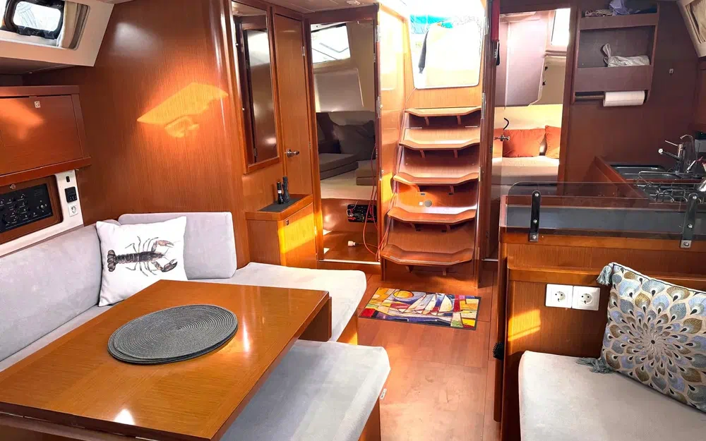 slider 14 Beneteau Oceanis 45