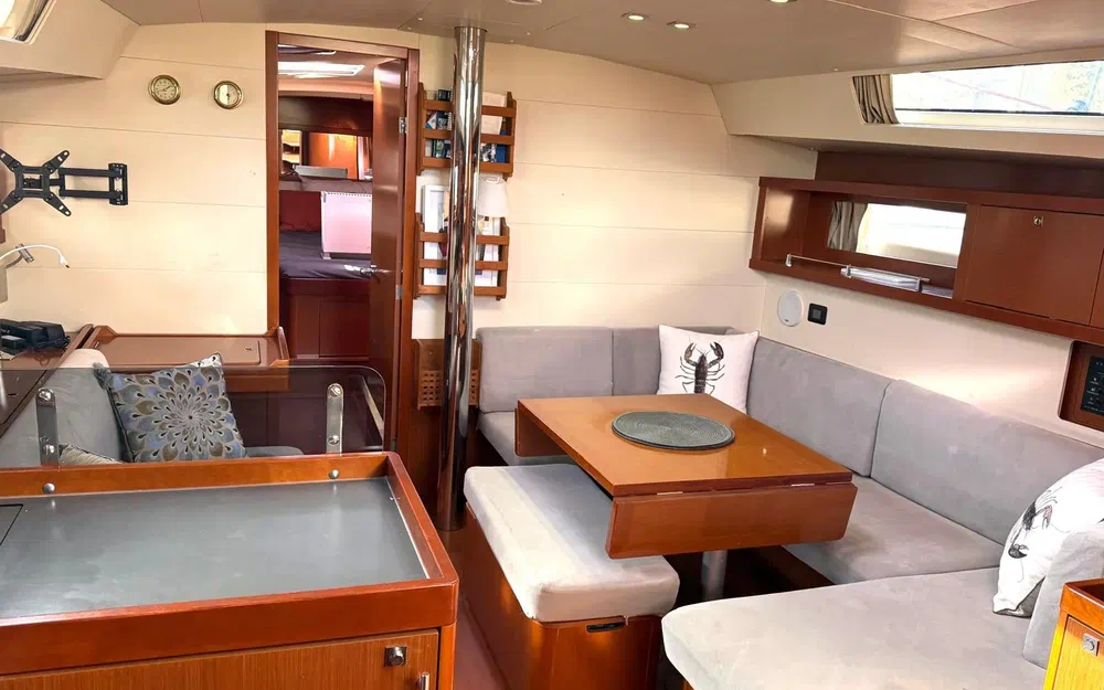 slider 15 Beneteau Oceanis 45