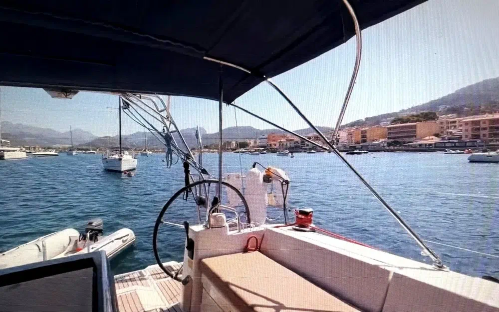 slider 2 Beneteau Oceanis 45