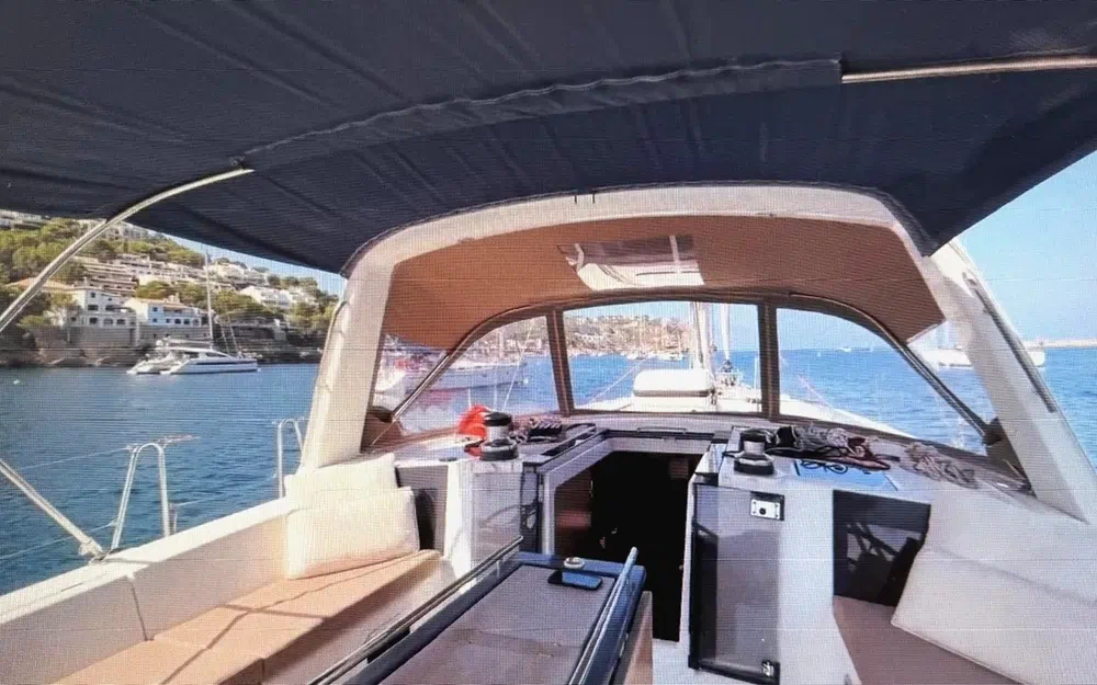 slider 4 Beneteau Oceanis 45