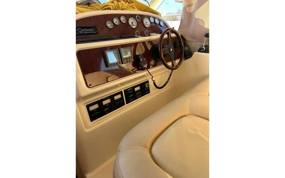 slider 9 Jeanneau Prestige 36