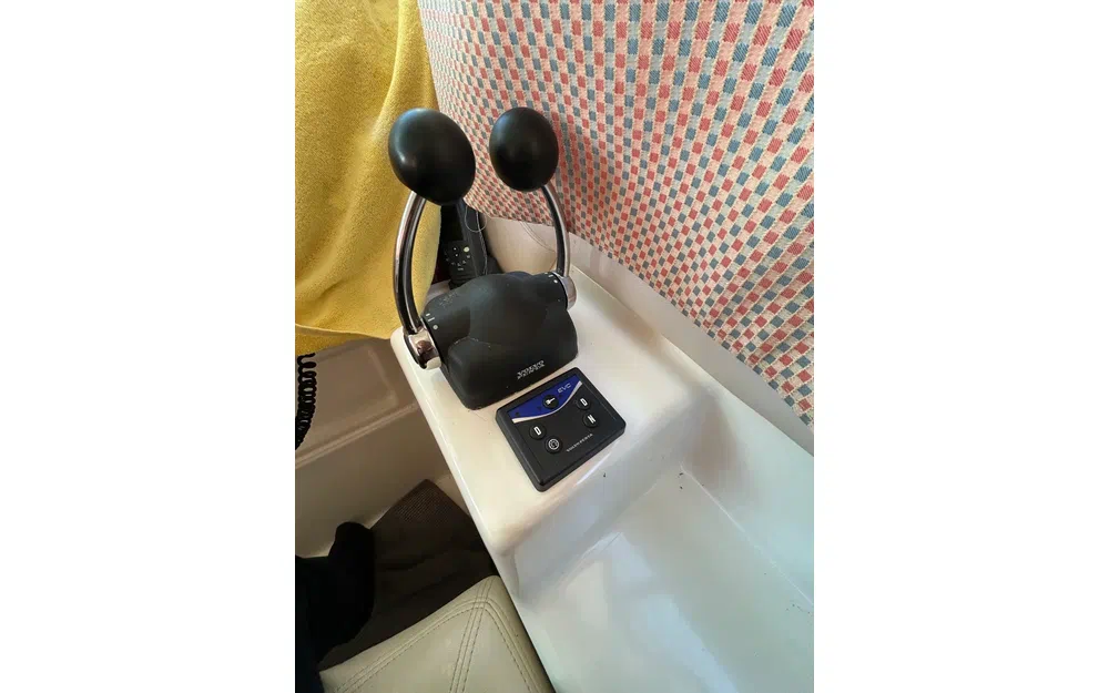 slider 17 Jeanneau Prestige 36