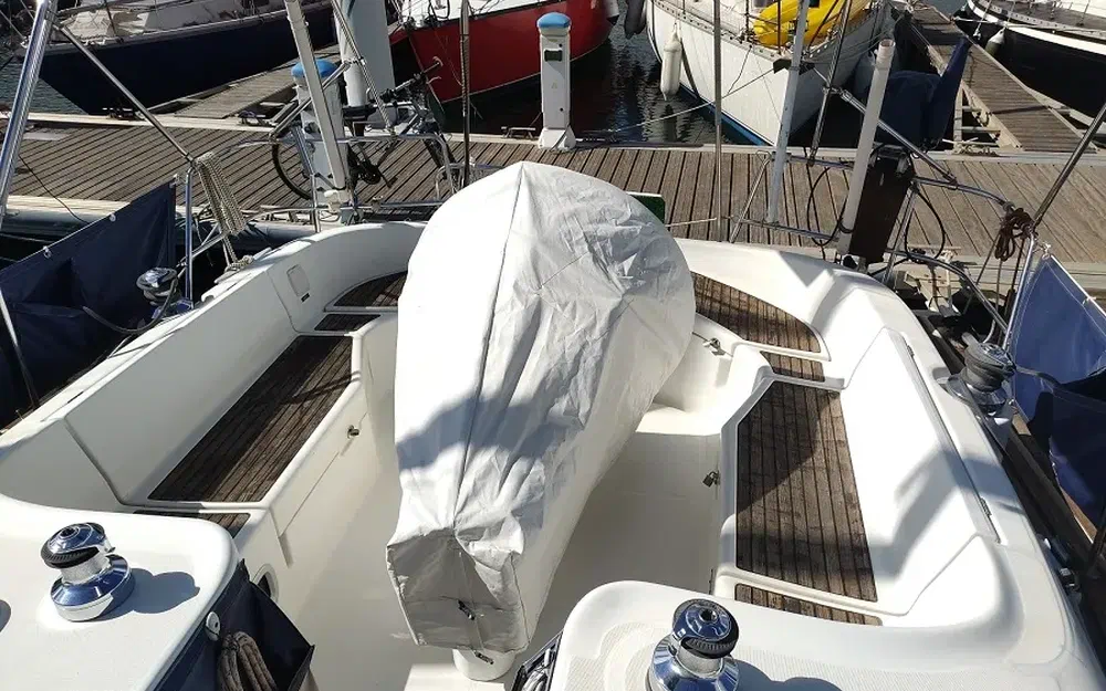 slider 22 Beneteau Oceanis 411 Celebration Performance