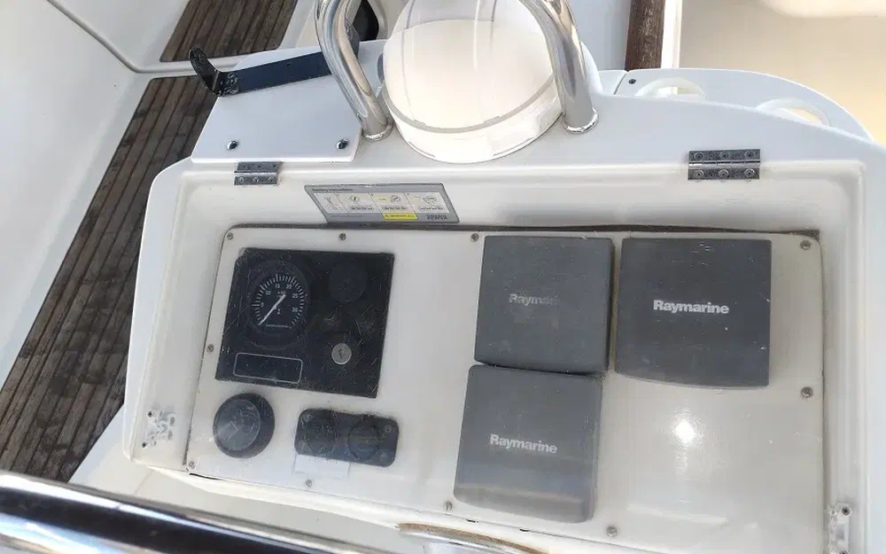 slider 23 Beneteau Oceanis 411 Celebration Performance