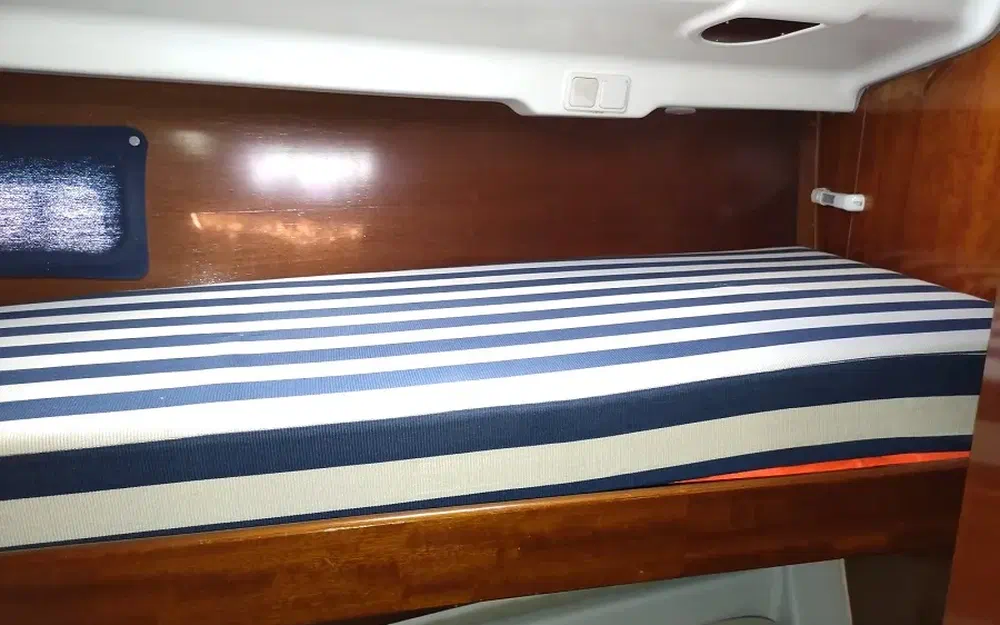 slider 45 Beneteau Oceanis 411 Celebration Performance