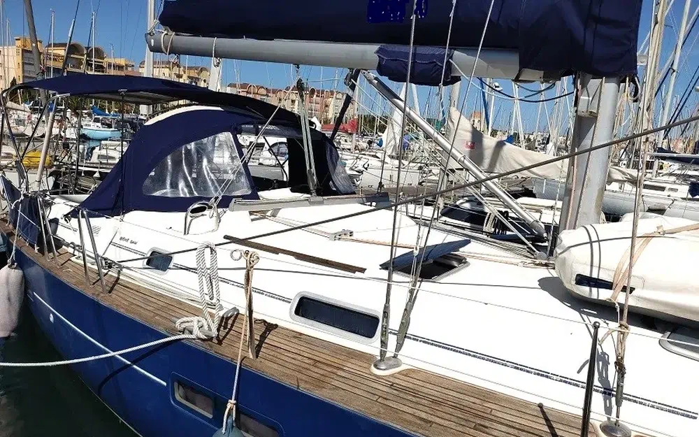 slider 3 Beneteau Oceanis 411 Celebration Performance
