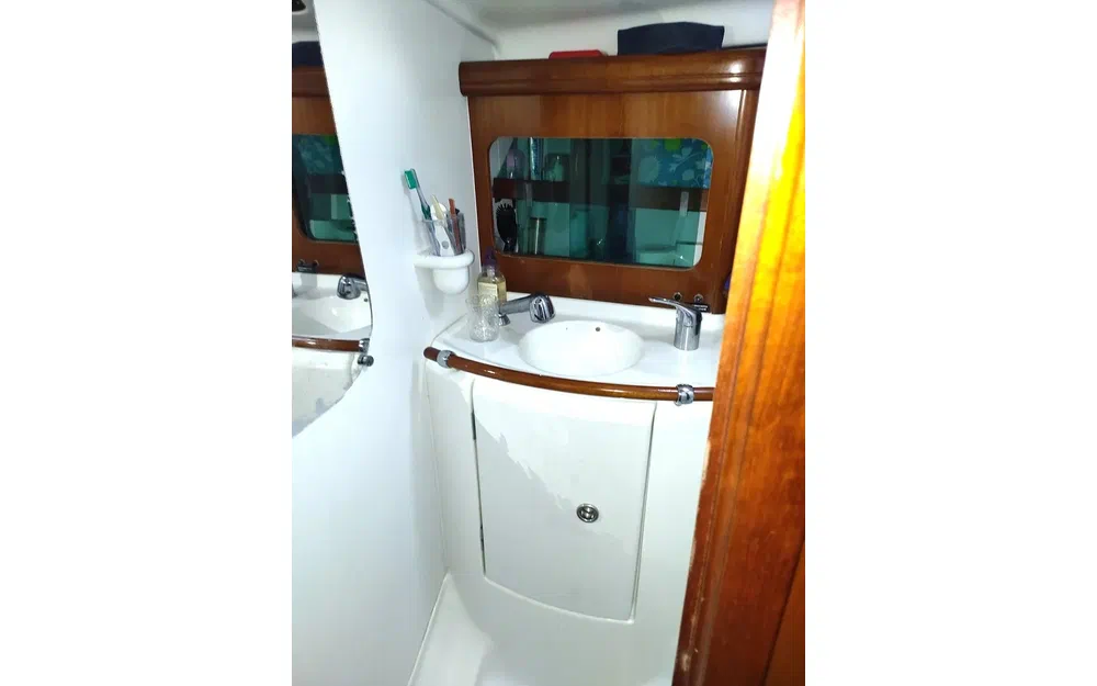 slider 49 Beneteau Oceanis 411 Celebration Performance