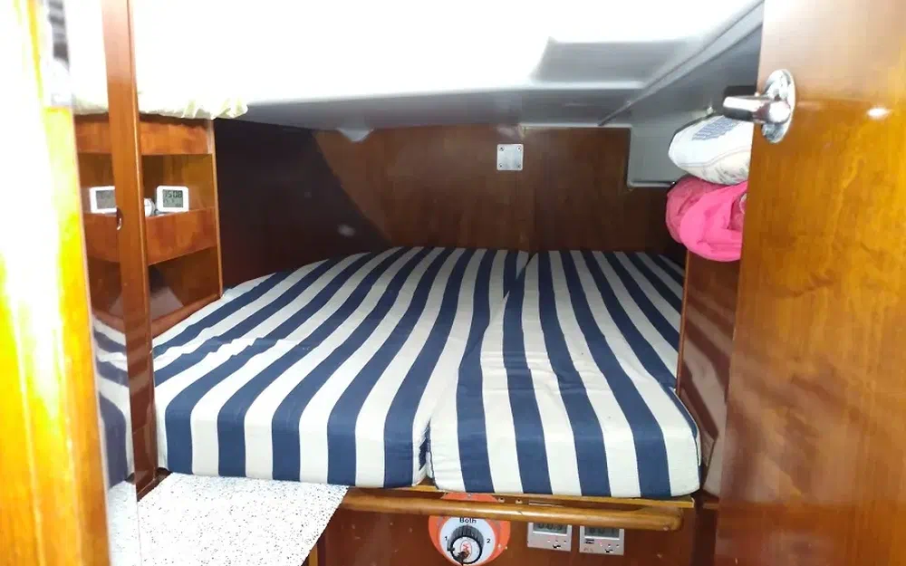 slider 51 Beneteau Oceanis 411 Celebration Performance