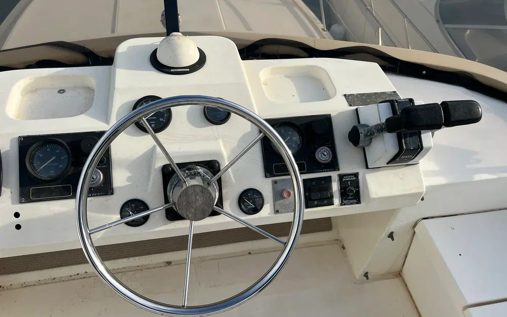 slider 17 Fairline 36 Sedan