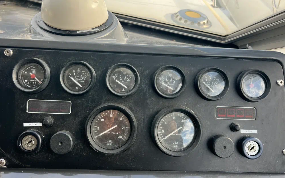 slider 39 Fairline 36 Sedan