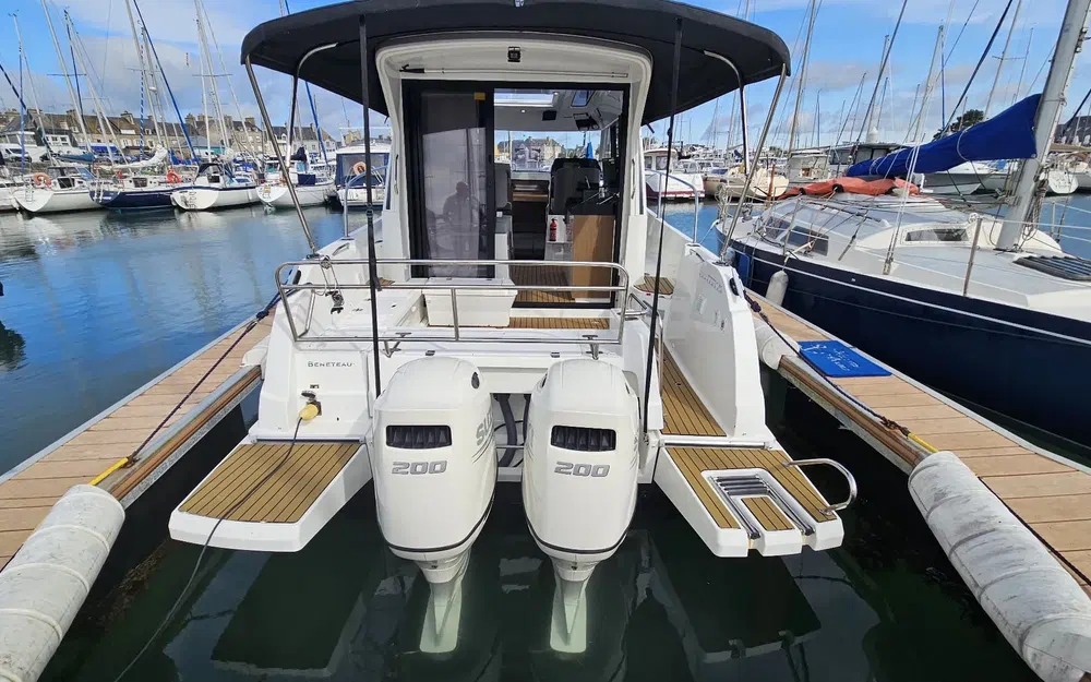 slider 16 Beneteau Antares 9 OB