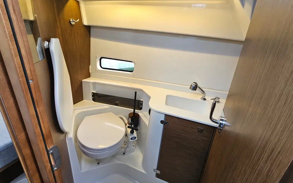 slider 13 Beneteau Antares 9 OB