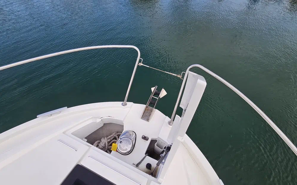 slider 9 Beneteau Antares 9 OB