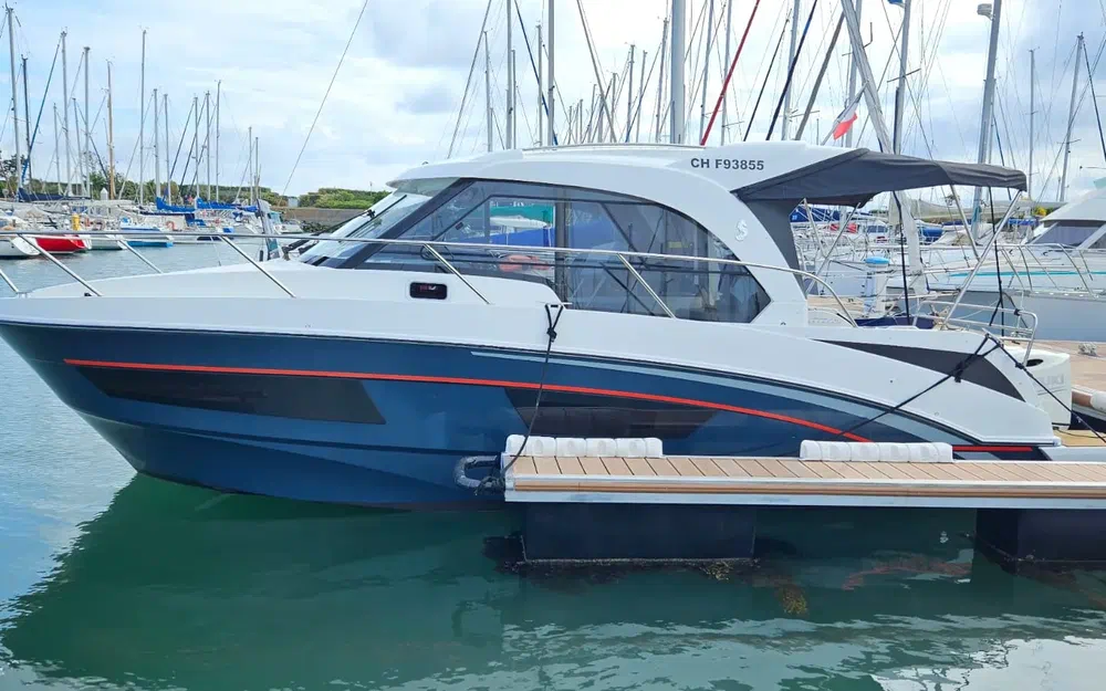 slider 15 Beneteau Antares 9 OB