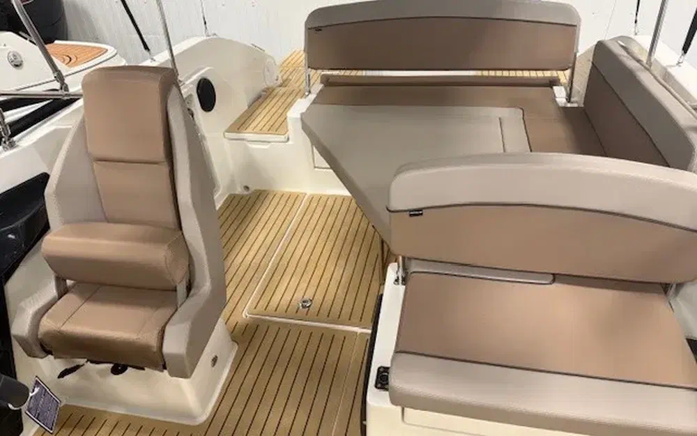 slider 5 Quicksilver Activ 675 Cruiser