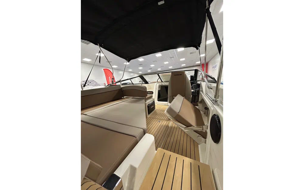 slider 3 Quicksilver Activ 675 Cruiser