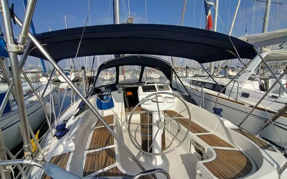 slider 4 Jeanneau Sun Odyssey 37
