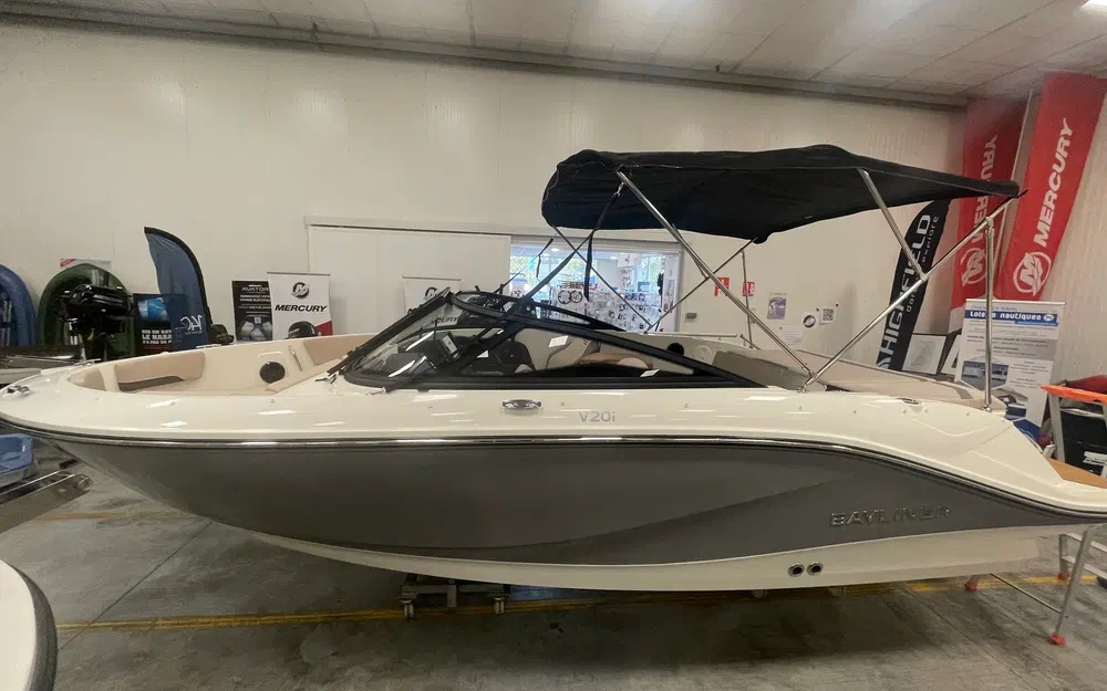 slider 0 Bayliner V20i