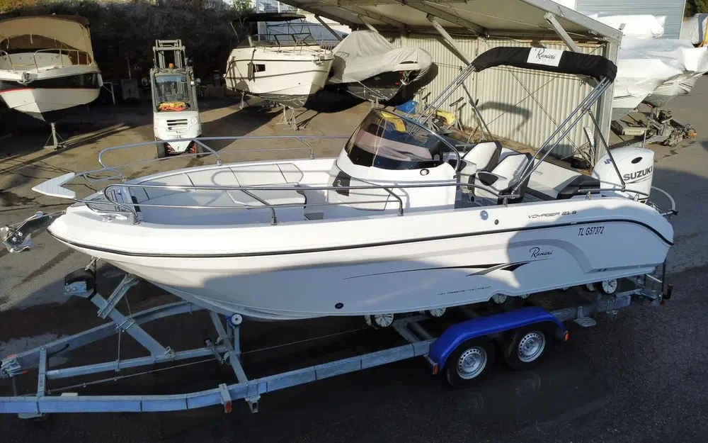 slider 0 Ranieri Voyager 21 S