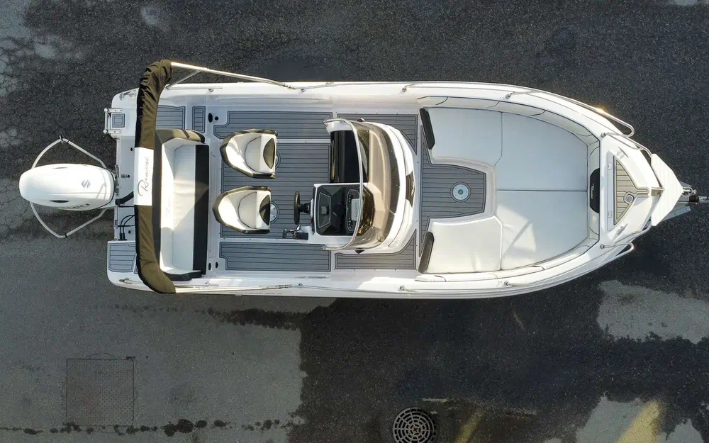 slider 3 Ranieri Voyager 21 S