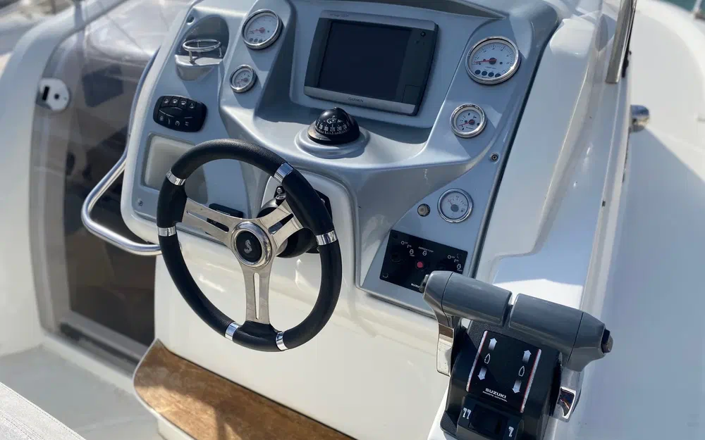 slider 11 Beneteau Flyer 850 Sun Deck