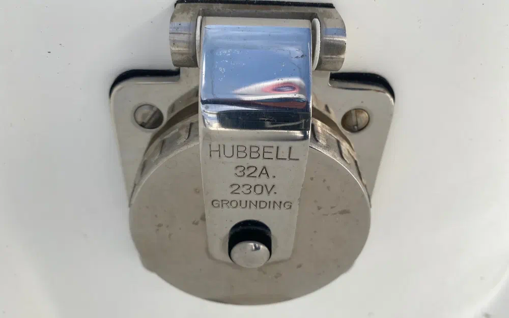 slider 13 Beneteau Flyer 850 Sun Deck