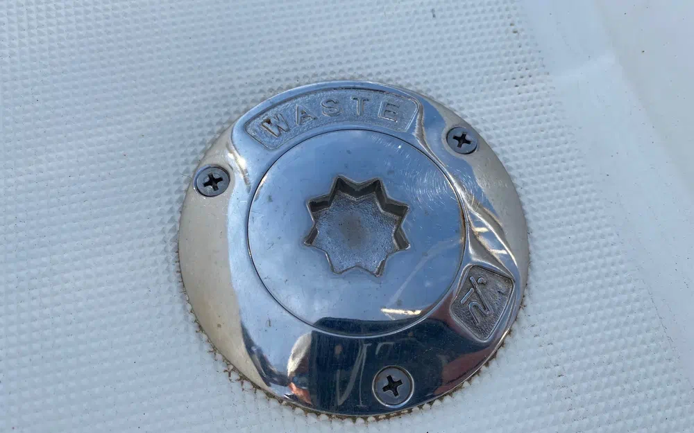 slider 14 Beneteau Flyer 850 Sun Deck