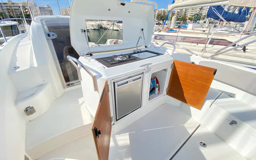 slider 20 Beneteau Flyer 850 Sun Deck