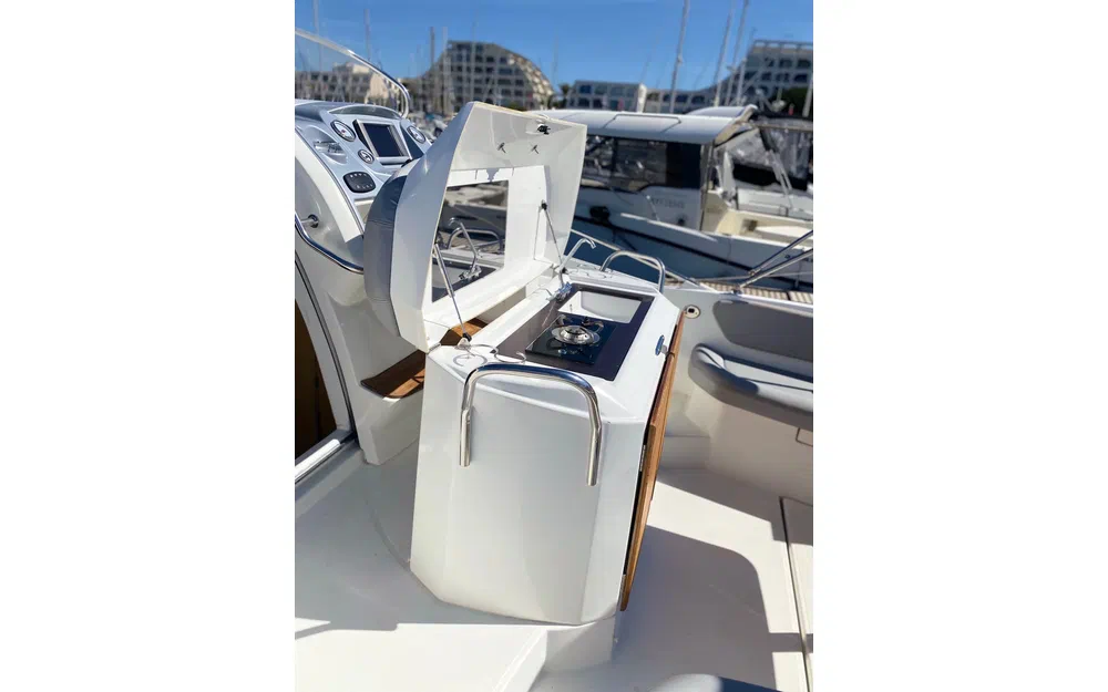 slider 17 Beneteau Flyer 850 Sun Deck