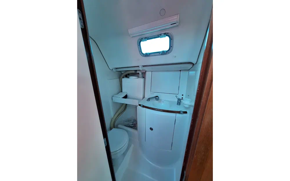 slider 9 Beneteau Oceanis 411