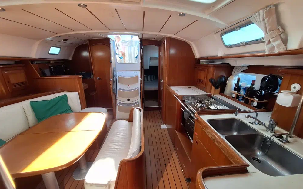 slider 13 Beneteau Oceanis 411