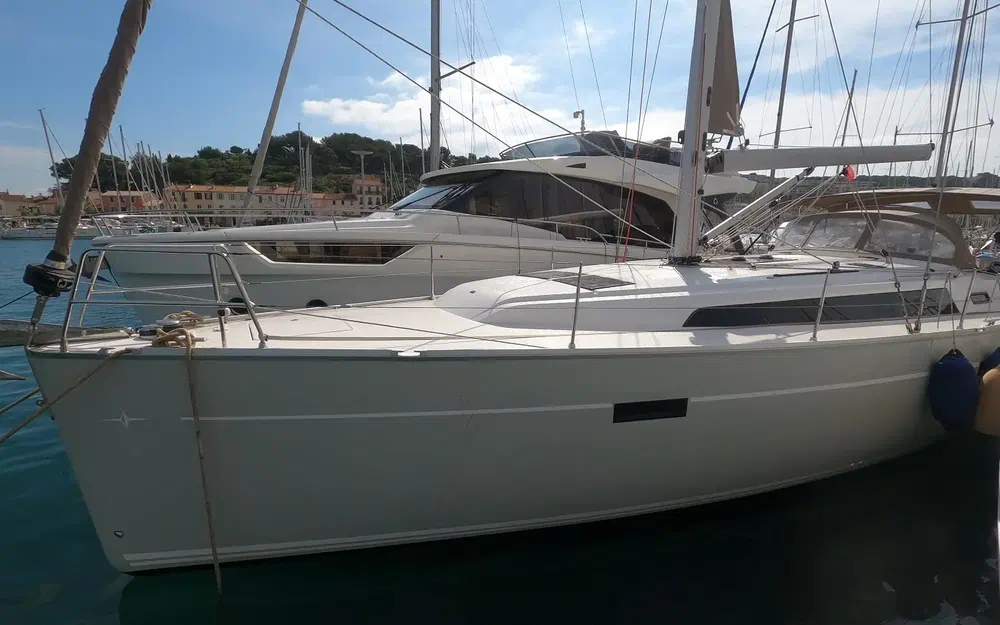 slider 0 Bavaria Cruiser 46