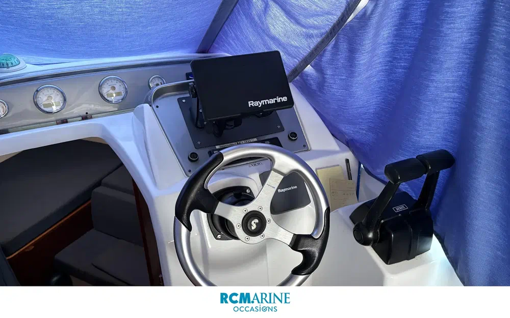 slider 4 Beneteau Antares 8.8