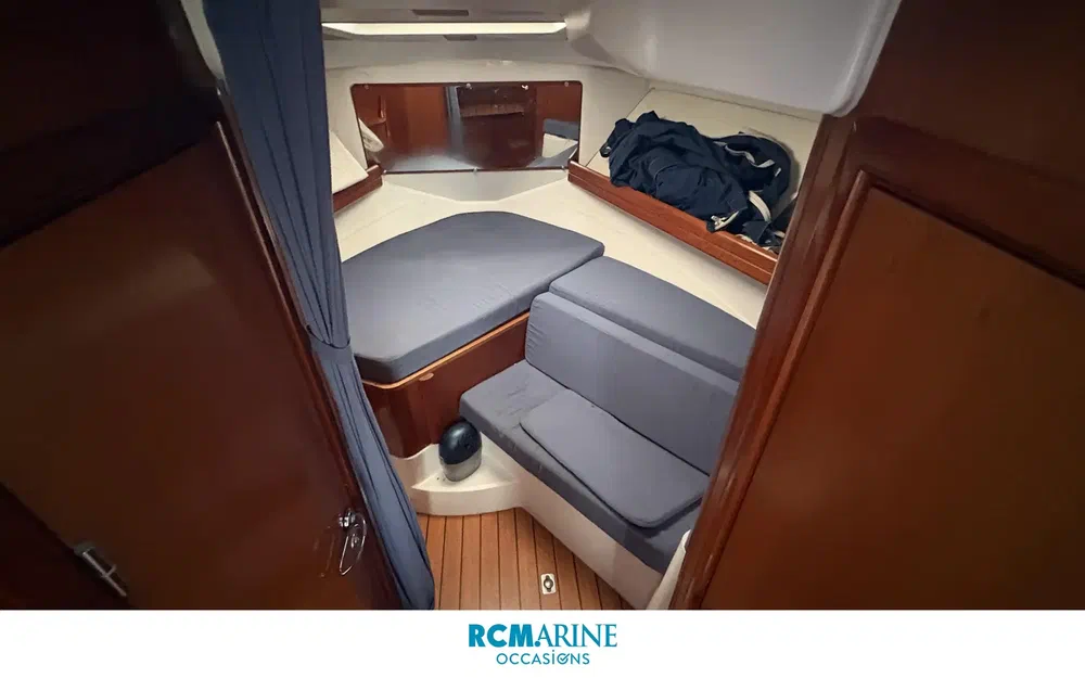 slider 5 Beneteau Antares 8.8