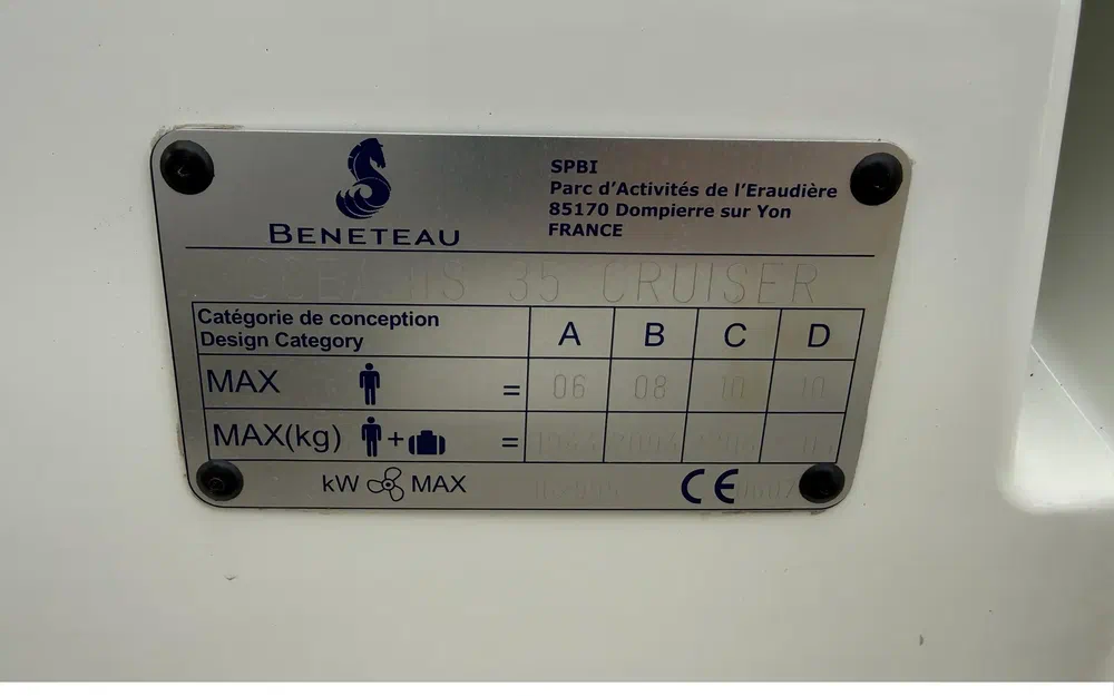 slider 31 Beneteau Oceanis 35 Cruiser