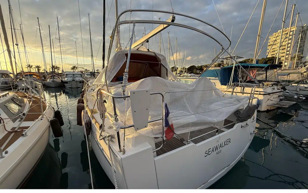 slider 33 Beneteau Oceanis 35 Cruiser
