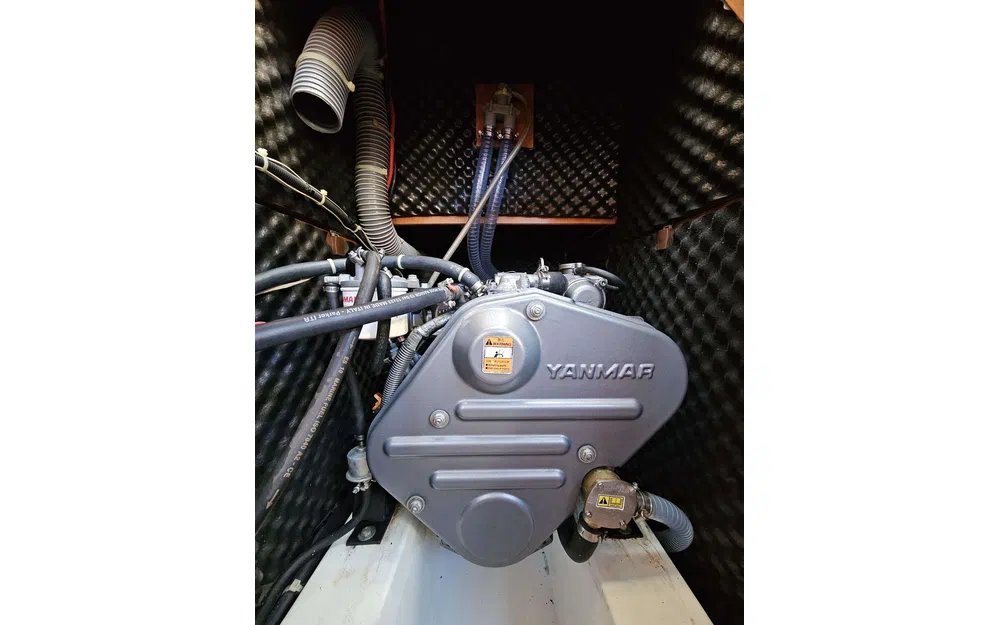 slider 17 Beneteau Oceanis 43