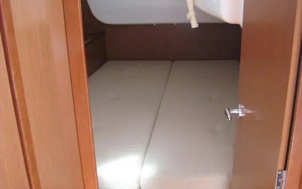 slider 9 Beneteau Oceanis 43