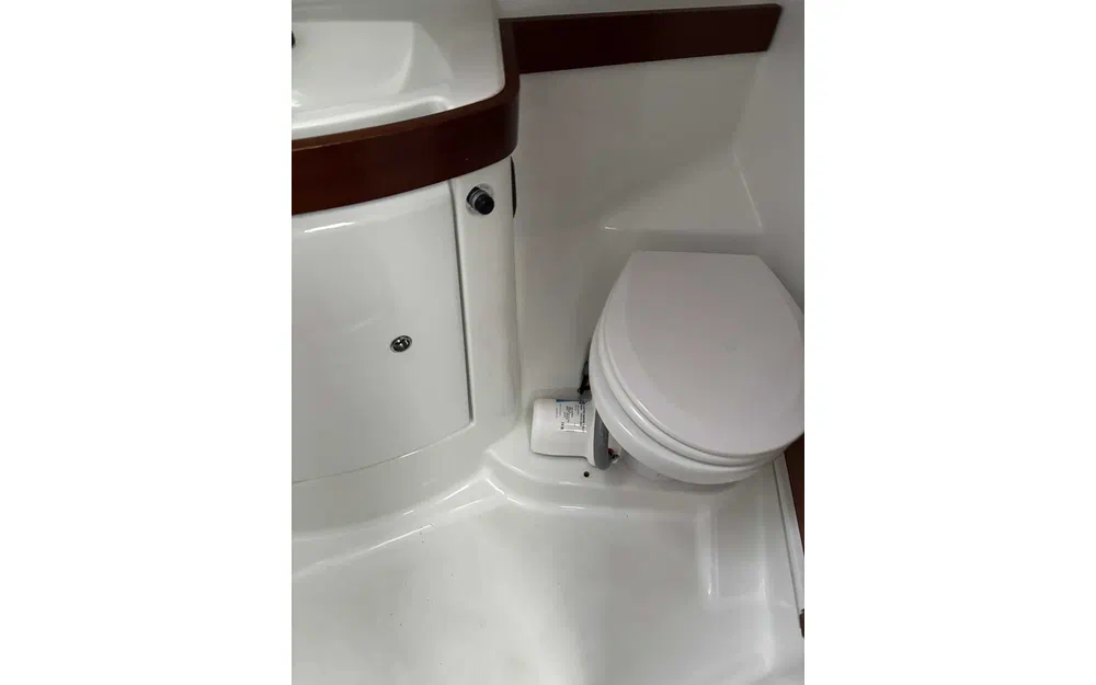 slider 8 Beneteau Oceanis 43