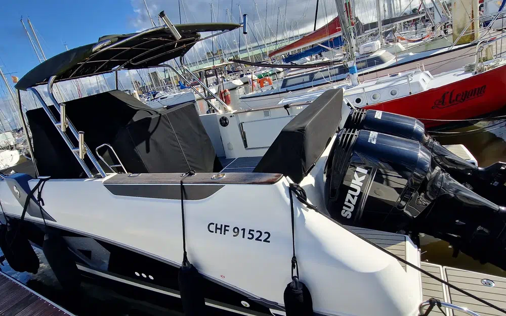 slider 9 Beneteau Flyer 8.8 SPACEdeck